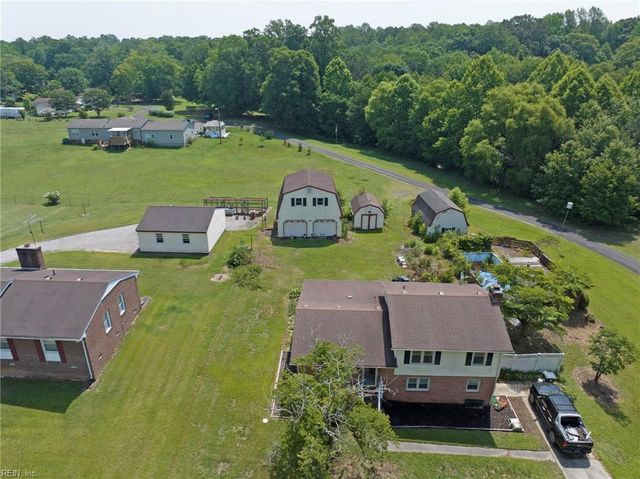 24209 Lovers LN, Windsor, VA 23487