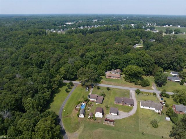 24209 Lovers LN, Windsor, VA 23487