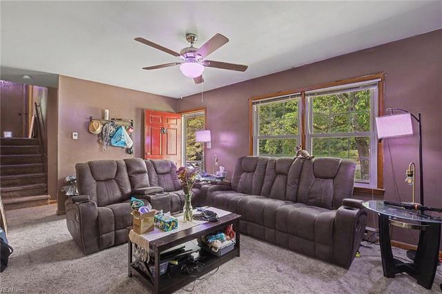 24209 Lovers LN, Windsor, VA 23487