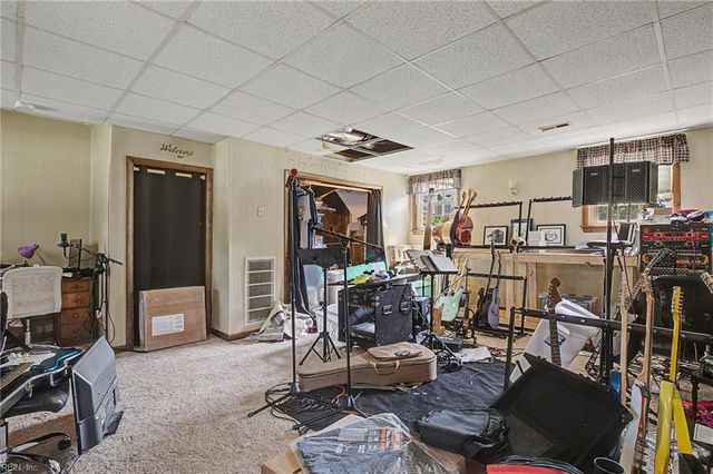 24209 Lovers LN, Windsor, VA 23487
