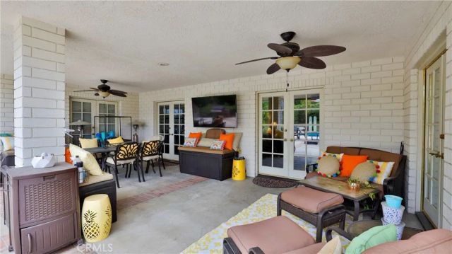 12698 La Solana Drive, Redlands, CA 92373