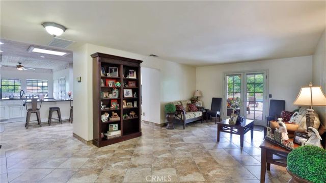 12698 La Solana Drive, Redlands, CA 92373