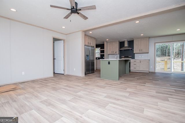 4221 N Hwy 100, Waco, GA 30182