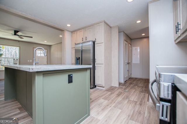 4221 N Hwy 100, Waco, GA 30182