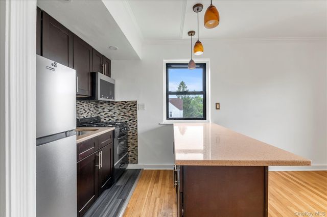 46-40 216th Street 3A, Bayside, NY 11361