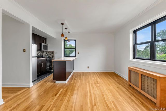 46-40 216th Street 3A, Bayside, NY 11361