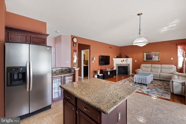 8 BOHEMIA, Bear, DE 19701