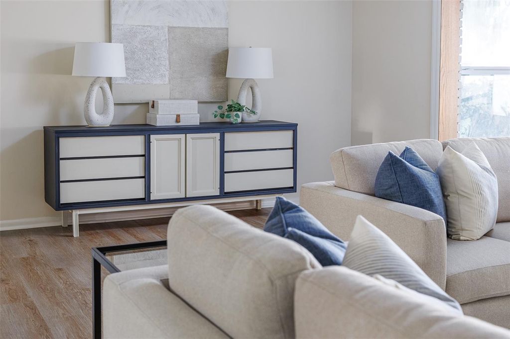 Image 15 of property listing at 4327 CHAMBERS STREET, Lake Wales, FL 33898