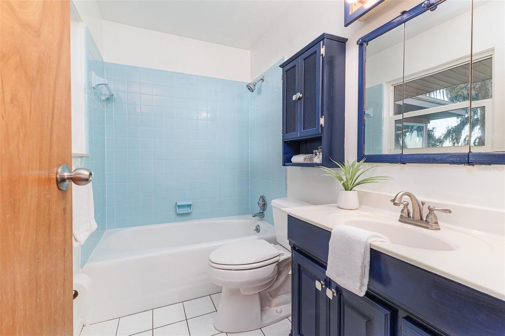 Image 25 of property listing at 4327 CHAMBERS STREET, Lake Wales, FL 33898