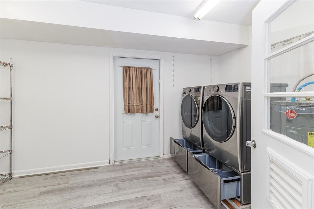 Image 35 of property listing at 4327 CHAMBERS STREET, Lake Wales, FL 33898