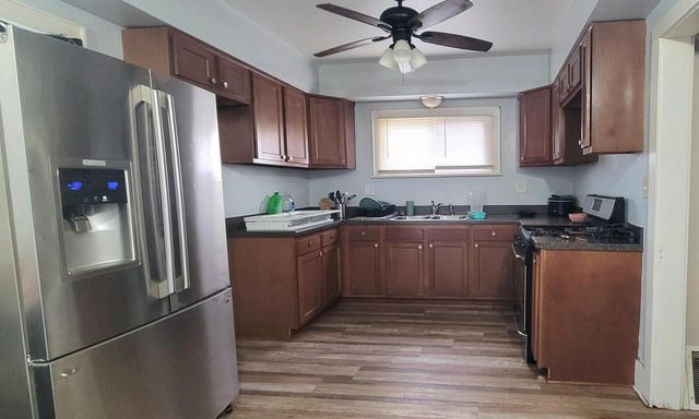 4343 N 17th STREET, Milwaukee, WI 53209