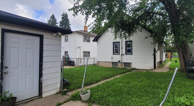 4343 N 17th STREET, Milwaukee, WI 53209
