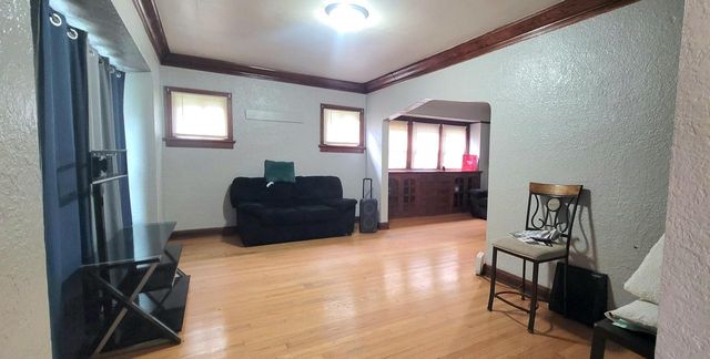 4343 N 17th STREET, Milwaukee, WI 53209