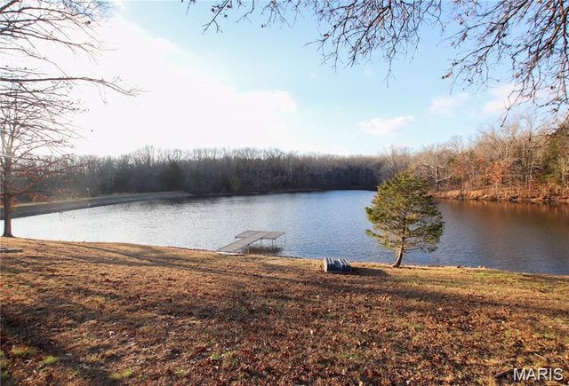 566 Country Lane, Sullivan, MO 63080