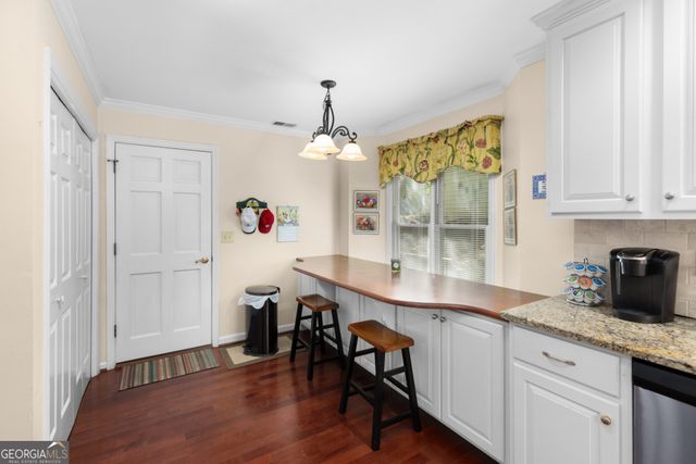 4111 Huntcliff Drive, Woodstock, GA 30189
