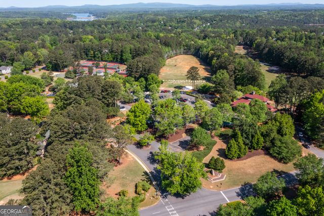 4111 Huntcliff Drive, Woodstock, GA 30189