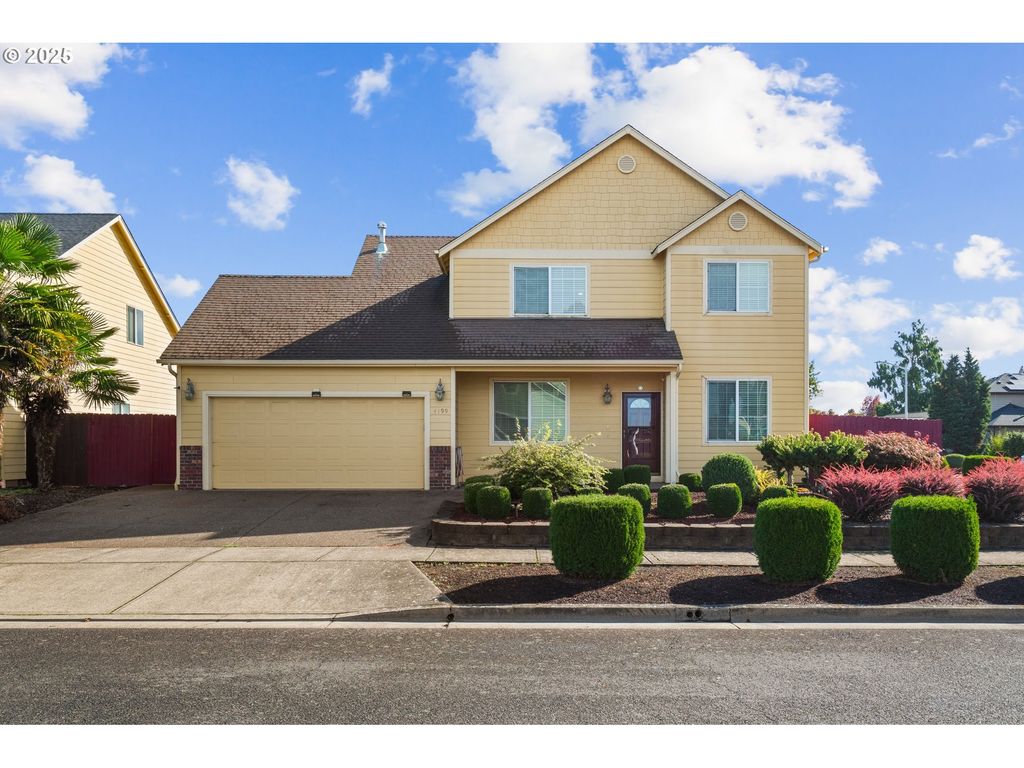 4199 GERANIUM Loop Ne, Salem, OR 97305