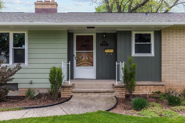 1066 REED STREET, Neenah, WI 54956