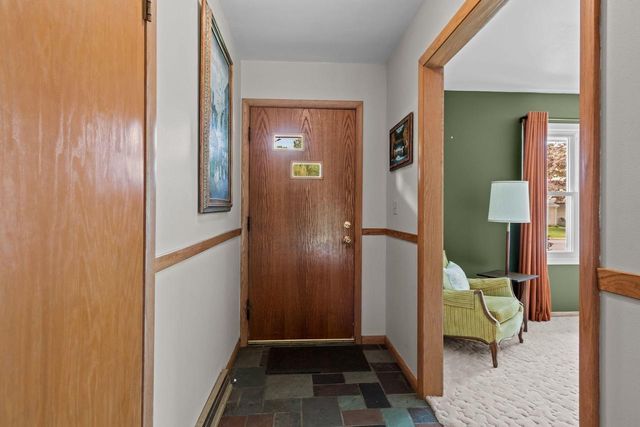 1066 REED STREET, Neenah, WI 54956