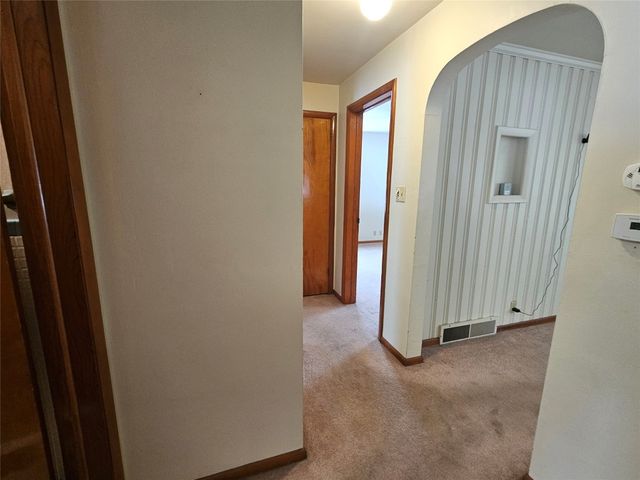 2559 ZIMMERLY Road, Erie, PA 16506