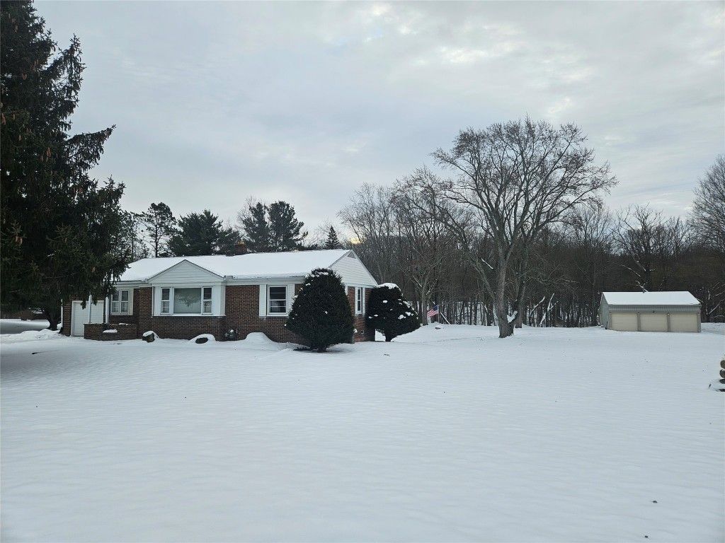 2559 ZIMMERLY Road, Erie, PA 16506