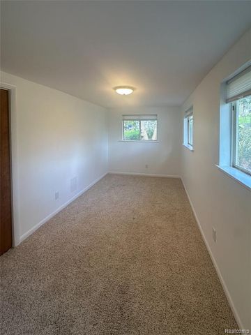 1749 Tannock Drive, Holly, MI 48442
