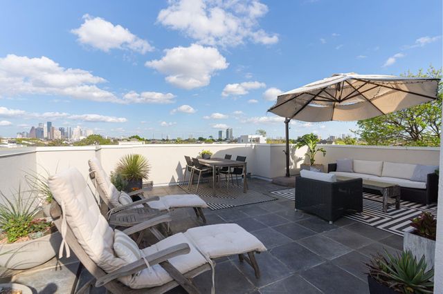 2001 Vermont Street, Houston, TX 77019