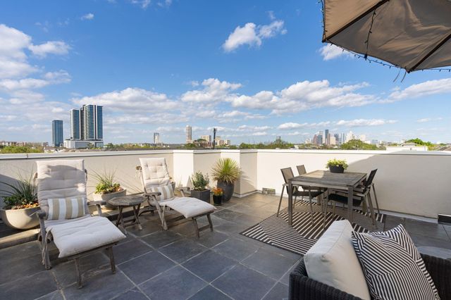 2001 Vermont Street, Houston, TX 77019