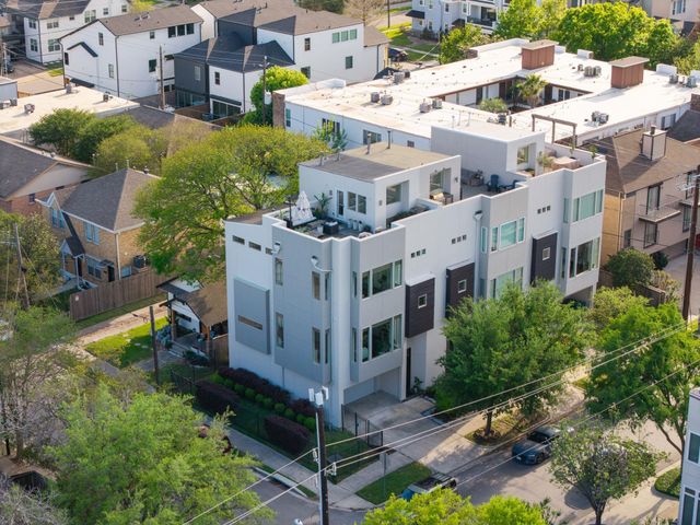 2001 Vermont Street, Houston, TX 77019