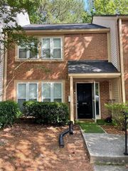 4416 Chowning Way, Atlanta, GA 30338