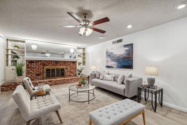 3094 W Escalon Avenue, Fresno, CA 93711