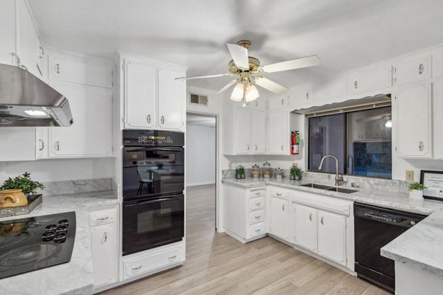 3094 W Escalon Avenue, Fresno, CA 93711