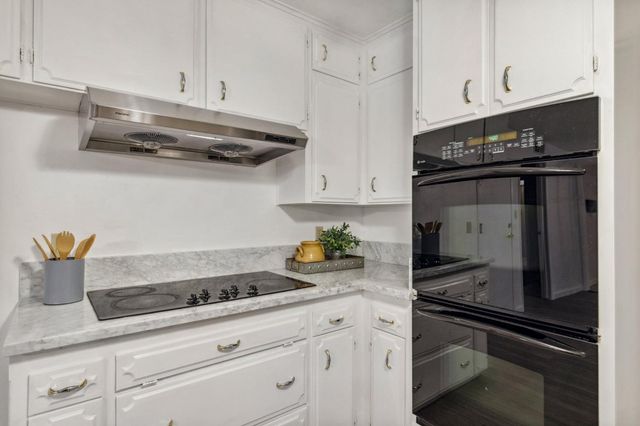 3094 W Escalon Avenue, Fresno, CA 93711