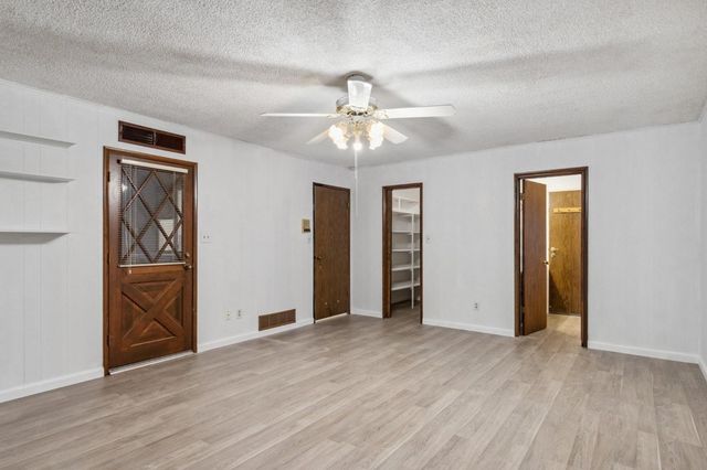 3094 W Escalon Avenue, Fresno, CA 93711