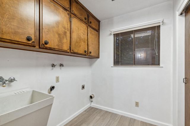 3094 W Escalon Avenue, Fresno, CA 93711