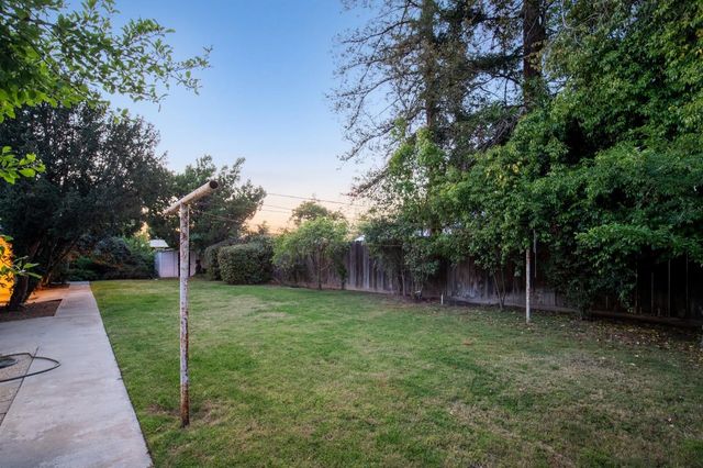 3094 W Escalon Avenue, Fresno, CA 93711