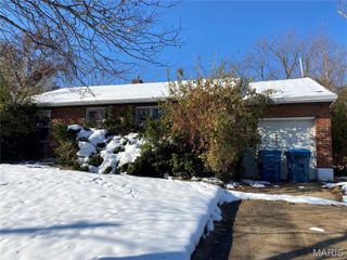 8855 Granada Place, Jennings, MO 63136