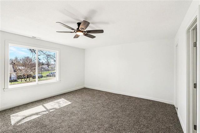 2720 Hagemann Street, Kansas City, KS 66106