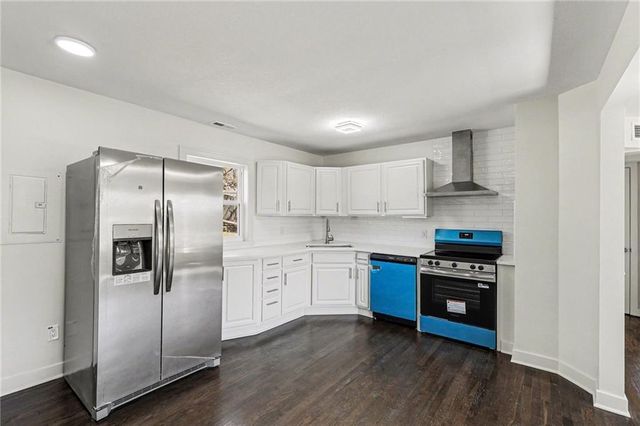 2720 Hagemann Street, Kansas City, KS 66106