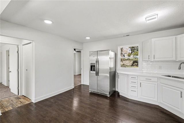 2720 Hagemann Street, Kansas City, KS 66106