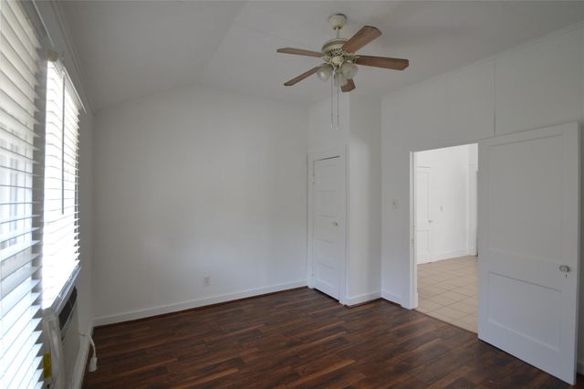 1517 Bonnie Brae Street 4, Houston, TX 77006