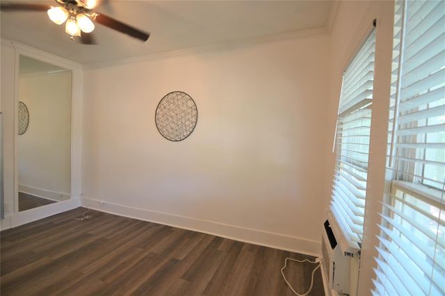 1517 Bonnie Brae Street 4, Houston, TX 77006
