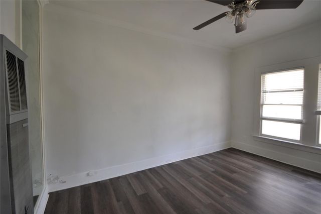 1517 Bonnie Brae Street 4, Houston, TX 77006