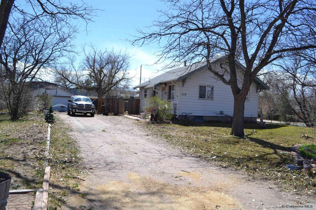 579 W 7TH ST, Cheyenne, WY 82007
