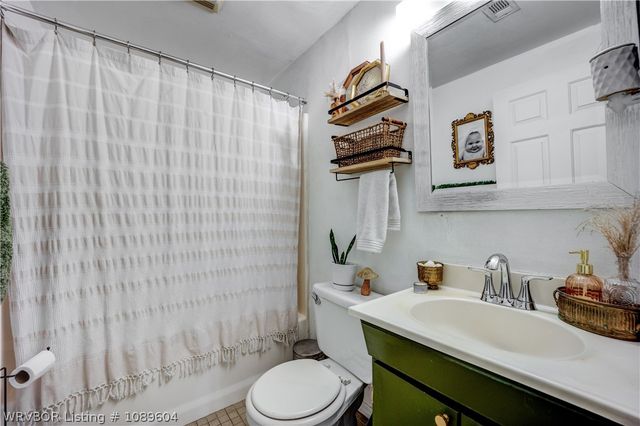 305 21st Street, Van Buren, AR 72956
