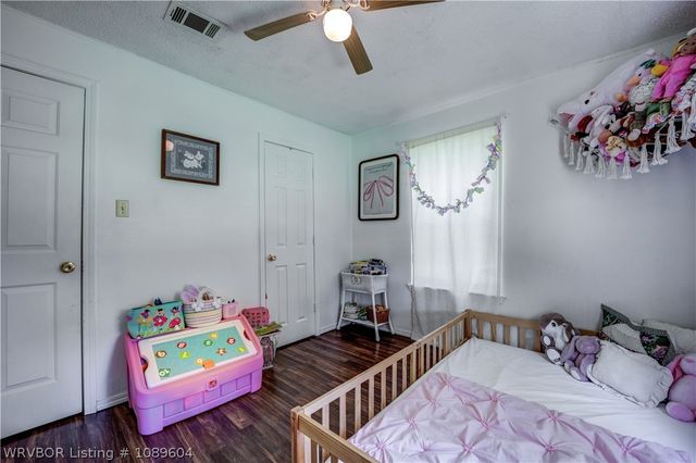 305 21st Street, Van Buren, AR 72956
