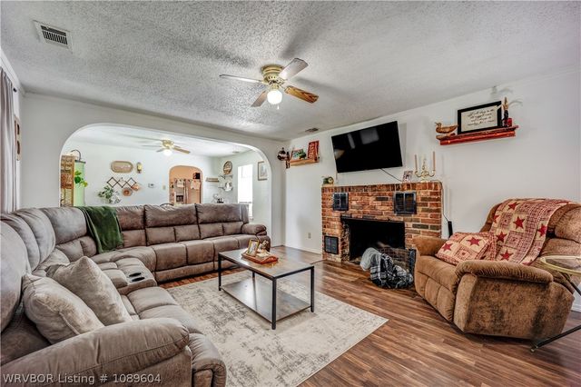 305 21st Street, Van Buren, AR 72956