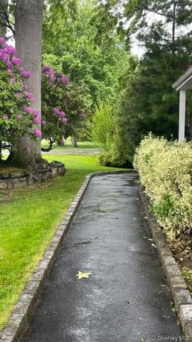 9 Alpine Place, Lake Grove, NY 11755
