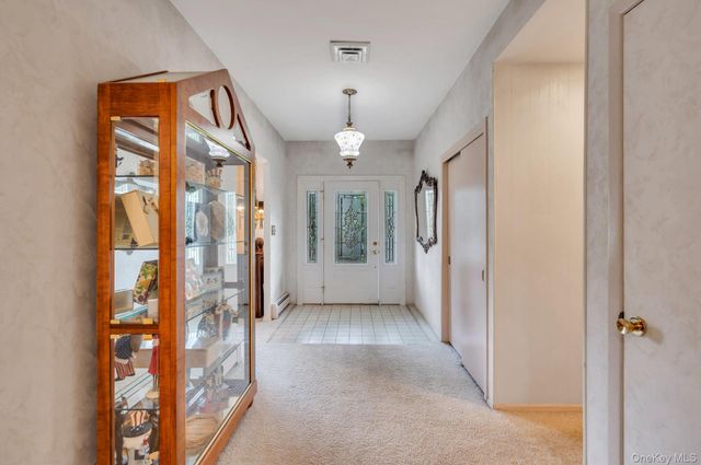 9 Alpine Place, Lake Grove, NY 11755