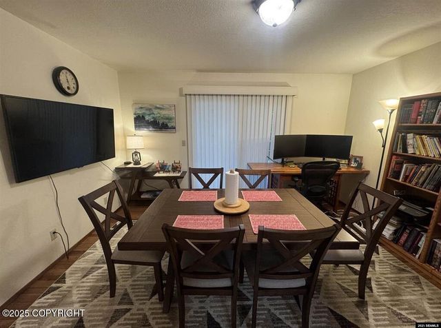 4508 Dredge Lake Road, Juneau, AK 99801